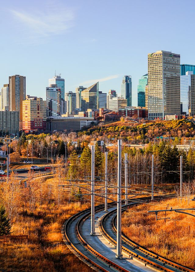 Solar panel installers in Edmonton, Canada